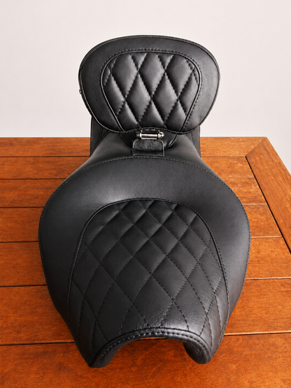 AUTODUX Fit for Royal Enfield Super Meteor 650 Custom Black Diamond Seat