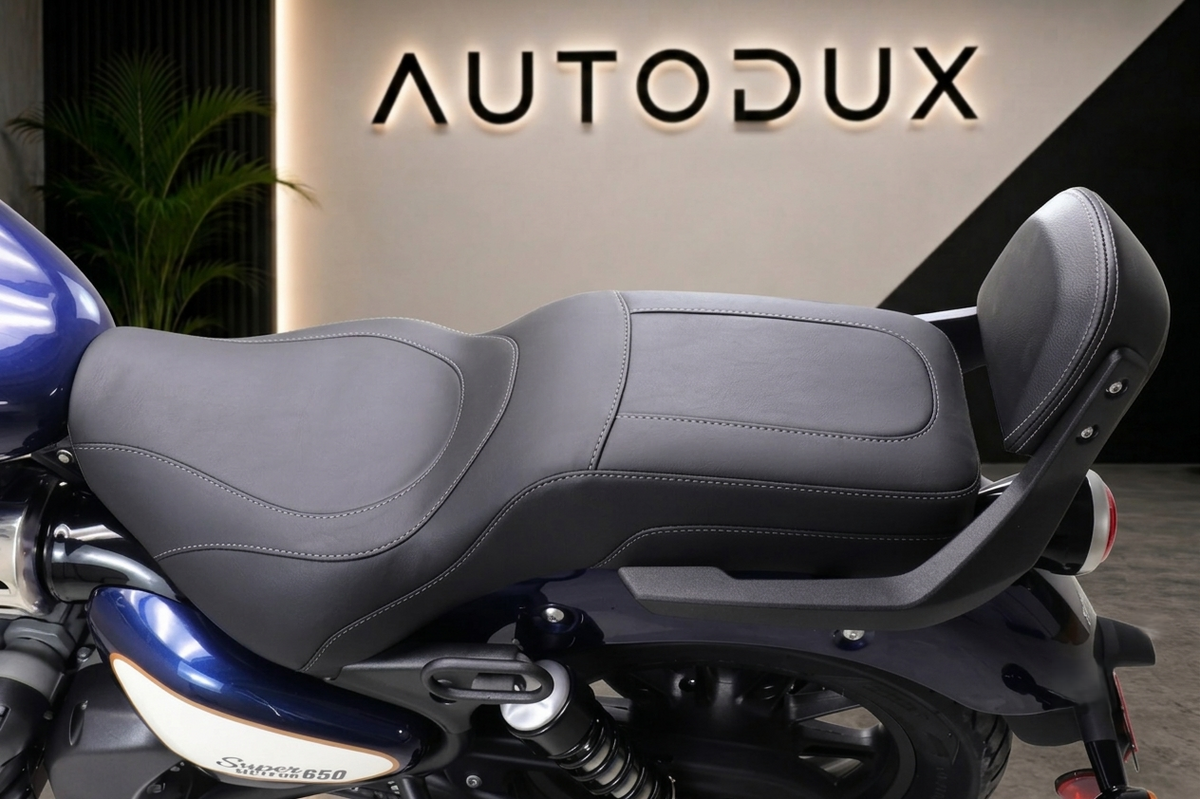 AUTODUX Squareback One-Piece Two-Up Seat for Royal Enfield Super Meteor 650 Free Shipping Worldwide