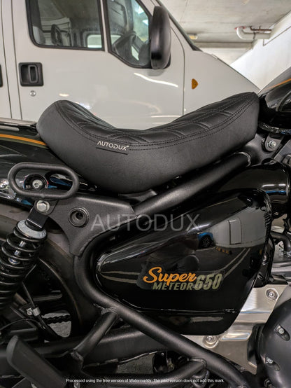 AUTODUX Comfort Touring Seat Fit For Royal Enfield Super Meteor 650 Green Stitching With gel pad